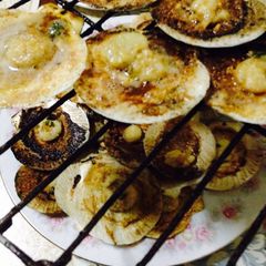 A picture of Grilled Chilli Buttered Scallops.
