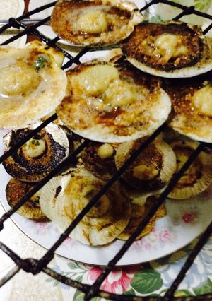 A picture of Grilled Chilli Buttered Scallops.