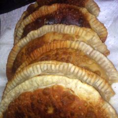 A picture of Dee's Beef n Cheezey Empanadas.