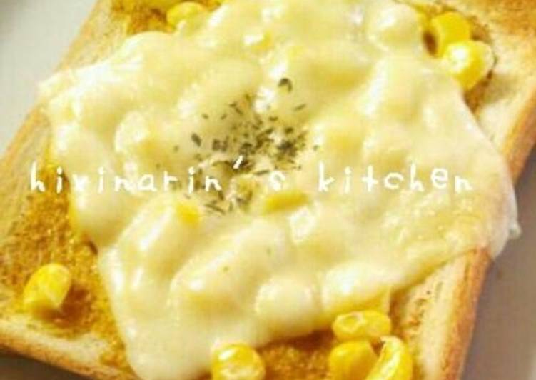 Recipe of Super Quick Homemade For Breakfast: Curry, Mayonnaise and Corn on Toast
