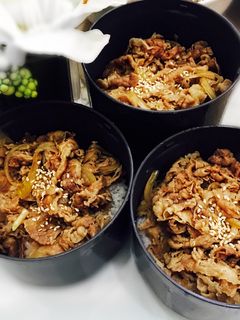Foto resep Beef bowl / Gyudon / daging sapi iris ala Jepang