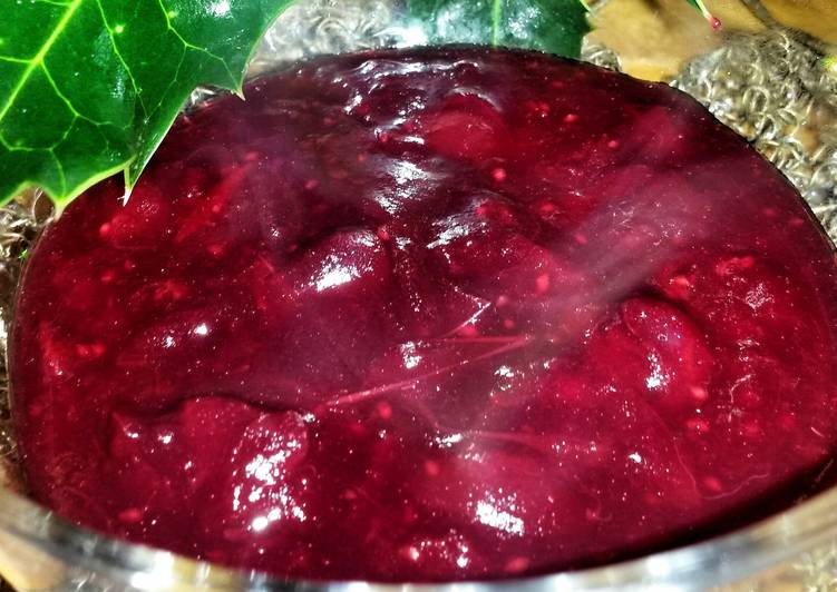 Recipe of Any-night-of-the-week Sig&#39;s Rich, Boozy Cranberry Sauce