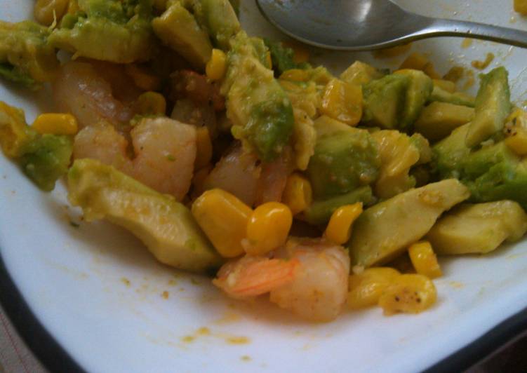 Avocado, shrimp, corn salad