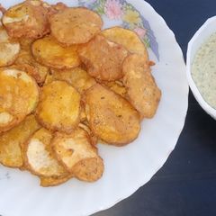 A picture of Potato pakora.