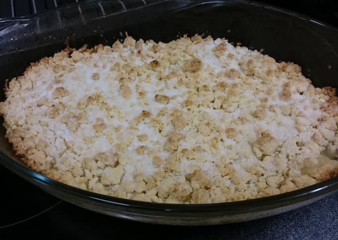 Easiest Way to Make Quick Apple Crumble