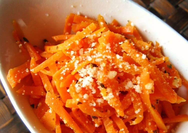 Microwave Cooked Basil Cheese Carrots