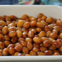 A picture of Boiled Roasted Soybeans.