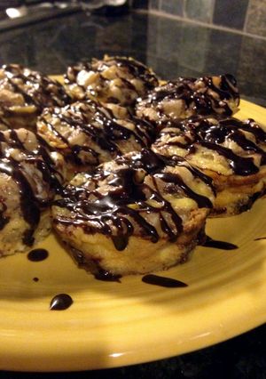 A picture of French Toast Cups.