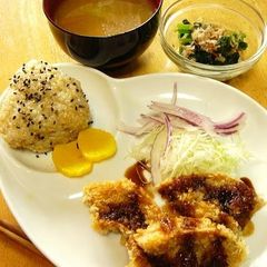 A picture of Macrobiotic Fried Kurumabu (mock pork cutlet).