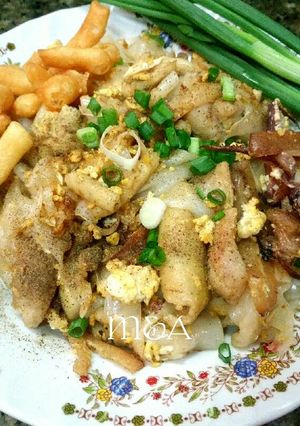 รูปของ ก๋วยเตี๋ยวคั่วไก่