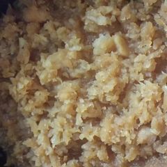 A picture of Easy Crockpot Applesauce.