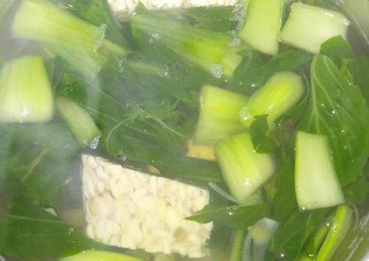 Sayur bening pokcoy