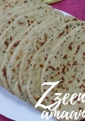 A picture of Tawa Aata Methi Naans.