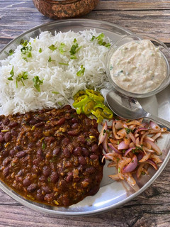 રાજમા (Rajma Recipe In Gujarati) રેસીપી મુખ્ય ફોટો