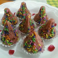 A picture of Peanut modak.