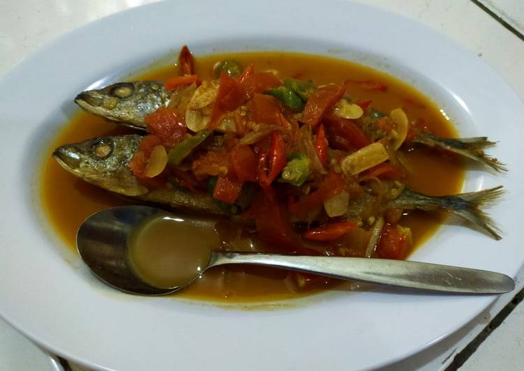 Tumis Ikan Cue