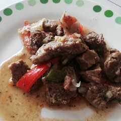 Una foto de Sopa de verduras y lomo saltado