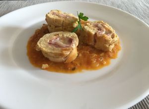 Foto principal de Rodó de pollastre amb formatge i pernil dolç
