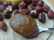 Une photo de purée de noisettes