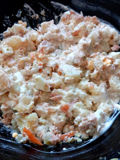 Una foto de Ensaladilla a mi manera... ideal para una comida veraniega