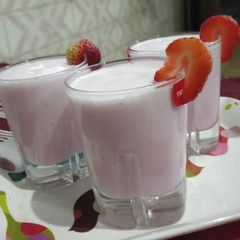 A picture of Strawberry milkshake.