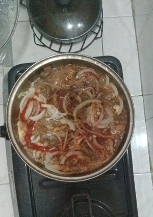 Una foto de Hígado de res encebollado