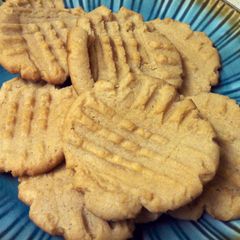 A picture of Delicious Peanut Butter Cookies (Egg Free).