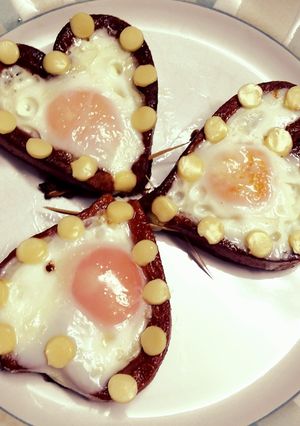 A picture of Eggies in Heart-shaped Hot Dogs 😍👍👍👍👌😊.