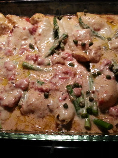 A picture of Creamy chicken and penne with sun dried tomato.