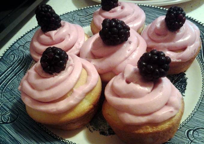 Blackberry Frosting