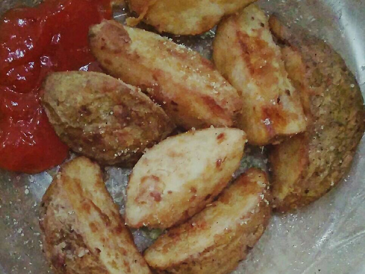 Cara Gampang Menyiapkan Potato wedges rumahan simpel Anti Gagal