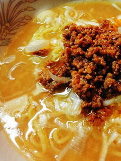 A picture of Garlicky Meat-Miso Ramen.