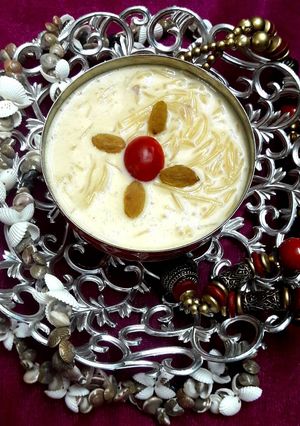 সিমুই গুড়ের পায়েস রেসিপির প্রধান ছবি