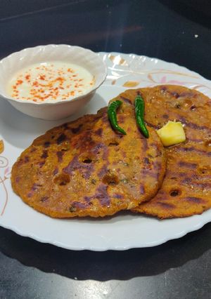 A picture of Bajri Jowar Thalipeeth.