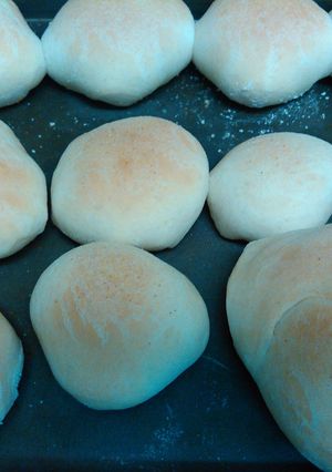 A picture of Dinner Rolls.