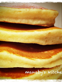 A picture of Easy! The Golden Rule of Fluffy Pancakes.