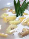 Kolak Ubi and Pisang (Stewed Sweet Potato and Banana in Coconut Milk)