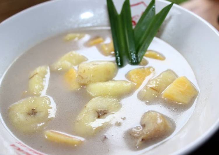 Easiest Way to Cook Tasty Kolak Ubi and Pisang (Stewed Sweet Potato and Banana in Coconut Milk)