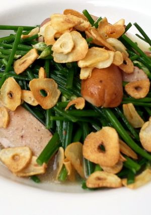 A picture of Sausage And Chives With Garlic.