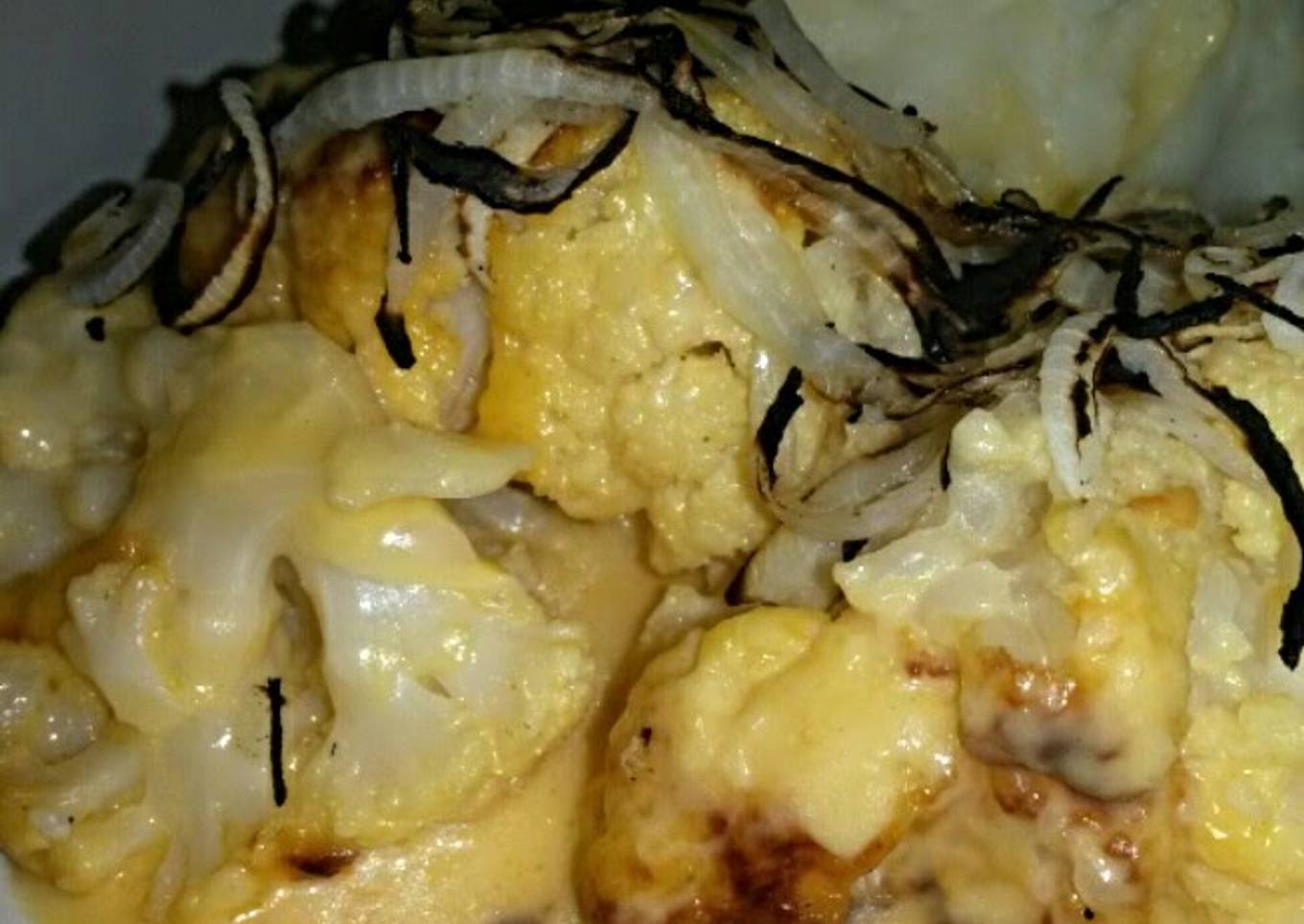 Sig's Cauliflower Cheese and Onion Bake