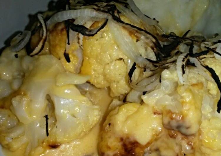 Steps to Prepare Homemade Sig’s Cauliflower Cheese and Onion Bake