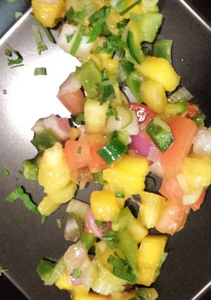 A picture of Jason's spicy Pineapple Mango salsa.