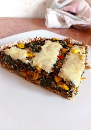 Una foto de Quiche saludable de acelga y choclo