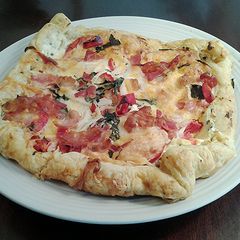A picture of Tomato Tart.