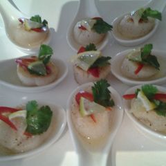 A picture of Scallops with vodka lime dressing.