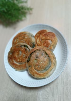 蝸牛蔥油餅 的食譜成品照片