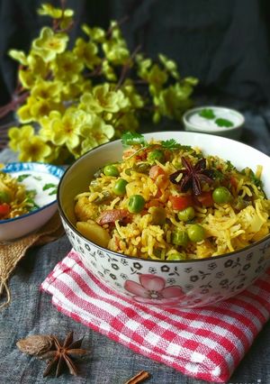 এলাহাবাদ কি তেহারি (Allahabad ki tehari recipe in Bengali) রেসিপির প্রধান ছবি