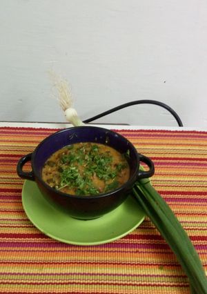 भिंडी की कढ़ी (Bhindi ki kadhi recipe in hindi) रेसिपी मुख्य फोटो