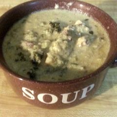 A picture of Creamy asparagus bacon chowda.