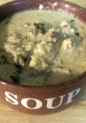 A picture of Creamy asparagus bacon chowda.